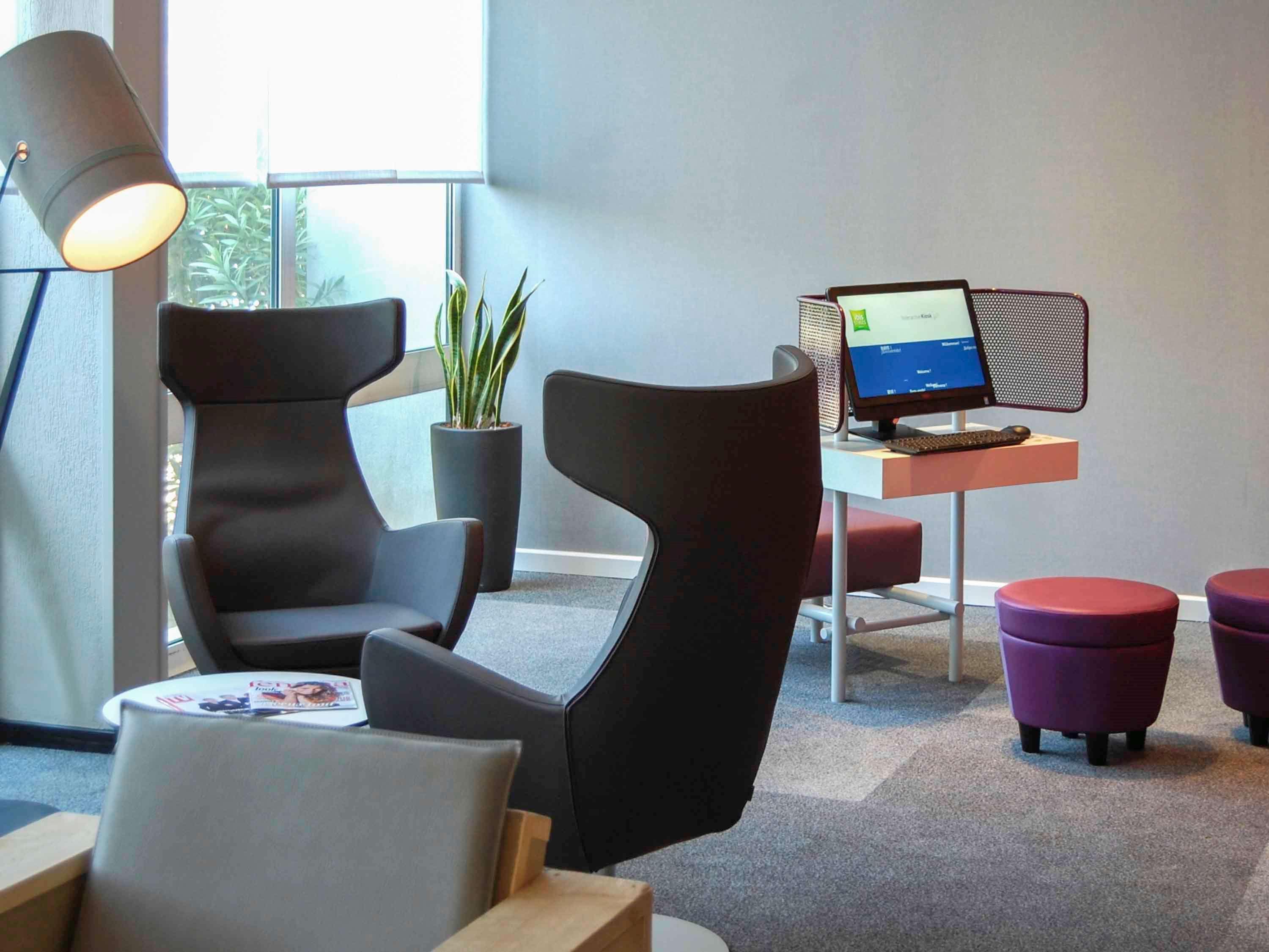 Hotel Ibis Styles Marseille Aeroport Vitrolles  Zewnętrze zdjęcie