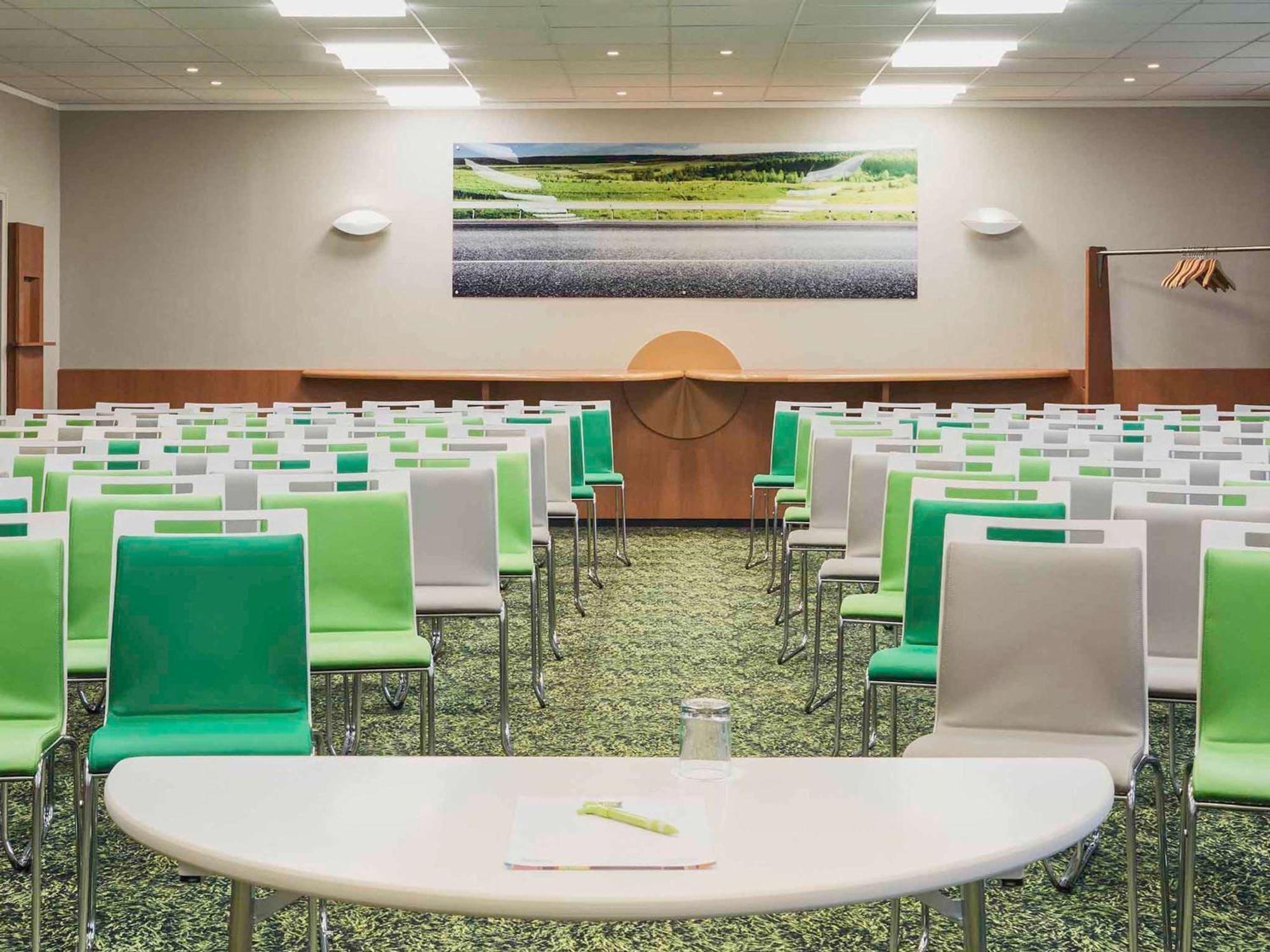 Hotel Ibis Styles Marseille Aeroport Vitrolles  Zewnętrze zdjęcie