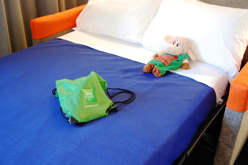 Hotel Ibis Styles Marseille Aeroport Vitrolles  Zewnętrze zdjęcie